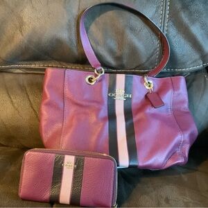 Gorgeous Coach Bag with Matching Wallet Purple with soft black & pink